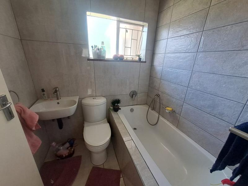 3 Bedroom Property for Sale in Sasolburg Free State